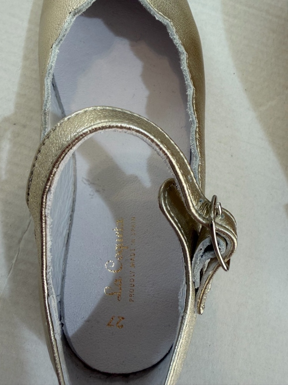 La Coqueta Gold Scalloped Mary Jane Shoes Girls EU 27 US 10 Soft Nappa Leather - Picture 11 of 13